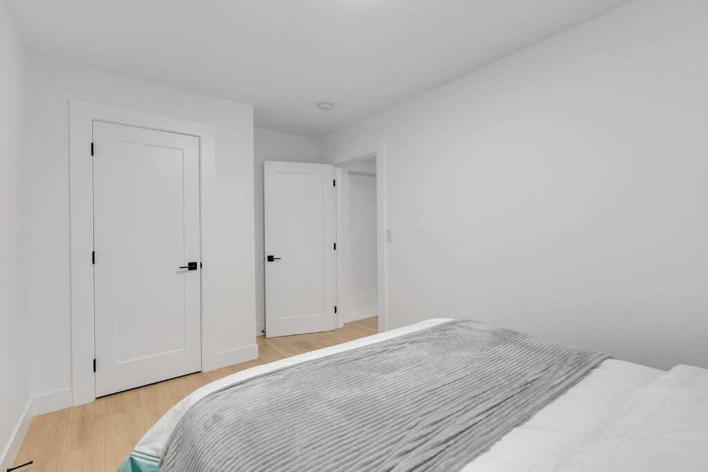 Guest Suite In South Суррей Экстерьер фото